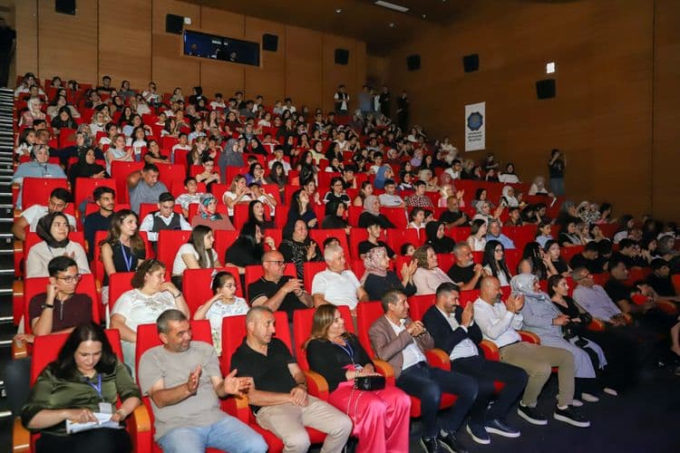 Akademi Sur Etüt Merkezi’nde yılsonu etkinliği gerçekleştirildi 4