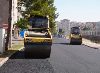 Cadeyê Cengîzler û Bulvarê Aydın Arslanî de Xebata Asfaltî Qedîyaye