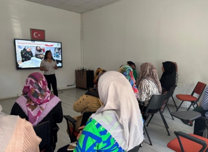 Yıkanabilir ped atölyesi devam ediyor