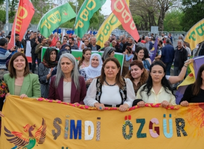 İstasyon Meydanı’nda 1 Mayıs coşkusu