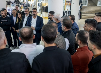 Ofis Yeraltı Çarşısı Esnafı Hafif Raylı Sistem Projesi hakkında bilgilendirildi