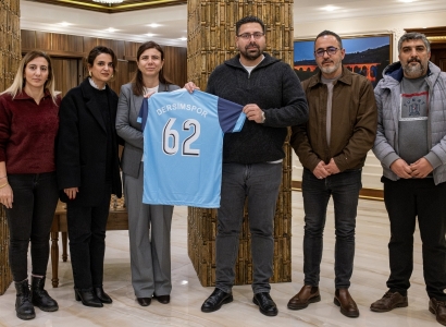 Şandeya Dersimsporê serdana Şaredariya Amedê kir