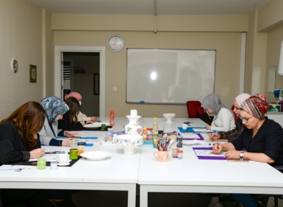 DİSMEK kursları kadınlara istihdam ve yeni bir yaşam alanı sunuyor