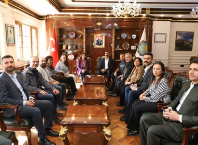 Uluslararası Amed Tiyatro Festivali Hazırlık Komitesinden Eşbaşkanlara ziyaret