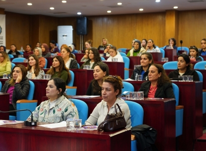 Kadın çalışanlara yönelik şiddetle mücadele semineri