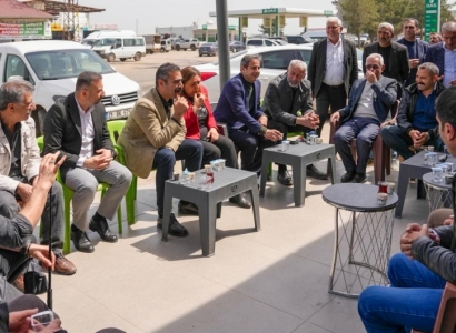 Hemşaredar Hatun Taxa Karamusî de Hemwelatîyan Reyde Ame Têhet