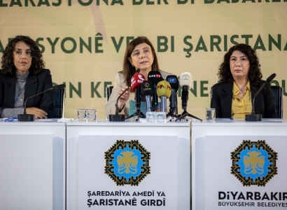 Eşbaşkan Bucak: Kenti kadınlarla birlikte yeniden kurmak için kararlıyız