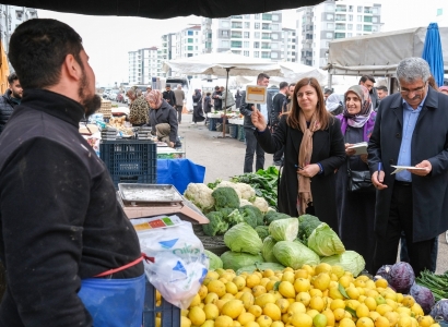 Hevşaredar Bucak, etîketên pirzimanî li esnafan belav kirin