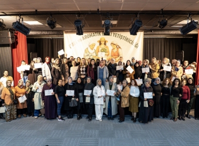 Tıbbi Aromatik Bitki Atölyesi kursiyerlerine sertifikaları verildi