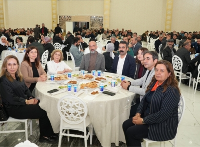 Heşaredar di çalakiya piştevanîyê de bi welatiyan re hatin cem hev