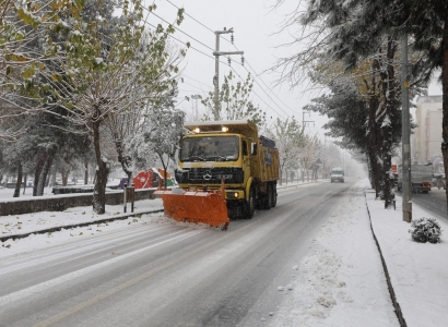 DBB’den uyarı: Kış lastiği takmayan araçlar trafiğe çıkmasın