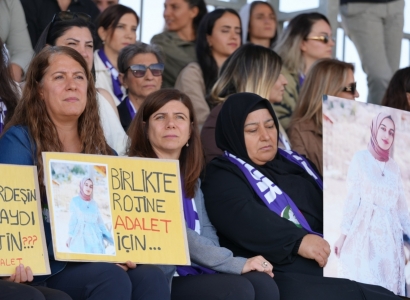 Eşbaşkan Bucak, Rojin Kabaiş için adalet talep edilen maçı tribünden izledi