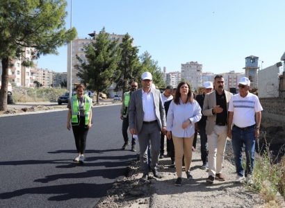 Eş Başkanlar, asfalt ve peyzaj çalışmalarını yerinde inceledi
