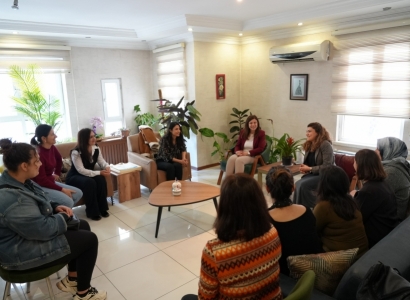 Eşbaşkan Bucak’tan Rosa Kadın Derneği’ne ziyaret