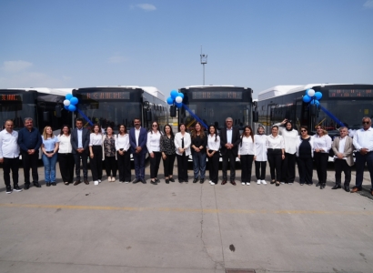 49 otobusên nû ketin ber xizmeta gel
