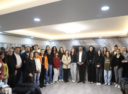 Ji Hevşaredaran beriya maça krîtîk piştgirî bo Tîma Voleybolê ya Jinan