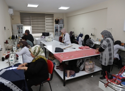 DİSMEK’te müzikten tekstile 15 branşta eğitim