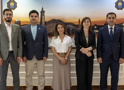 Akademîsyenan serdana Şaredariya Bajarê Mezin kir