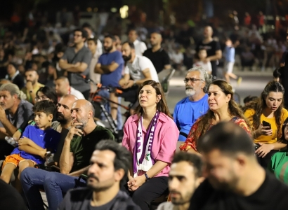 Eşbaşkan Bucak, Amedspor maçını taraftarlar ile dev ekranda izledi