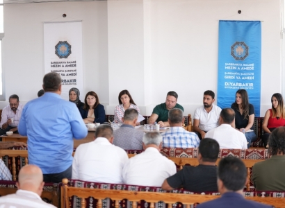Eşbaşkan Bucak: Sorunları adım adım ve gerçekçi bir şekilde çözmeye çalışıyoruz