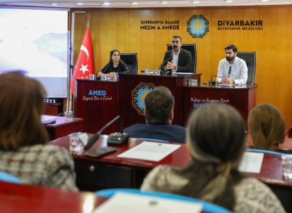 Eşbaşkan Hatun, Barcelona’daki temaslarına dair meclisi bilgilendirdi