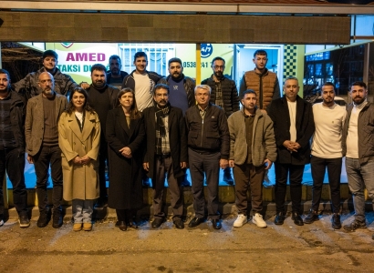 Eşbaşkan Bucak’tan taksi durağına ziyaret