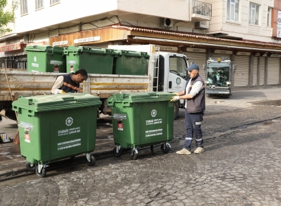 Konteynirên çopê yên çeşîda nû li qadan têne bicihkirin