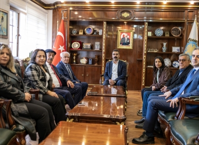 Serekê T-KDP'yî yê Pêroyî ra Zîyaretê Şaredarîya Amedî