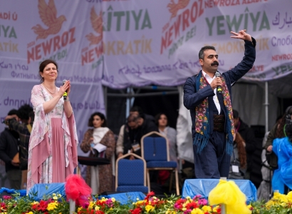 Eşbaşkanlar, halkın Newrozunu kutladı