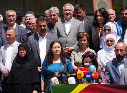 Eş Başkan Hatun, Demokratik Birlik İnisiyatifi’nin açıklamasına katıldı