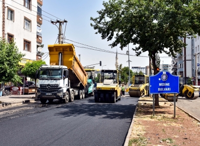 Medine Bulvarı asfaltlanıyor