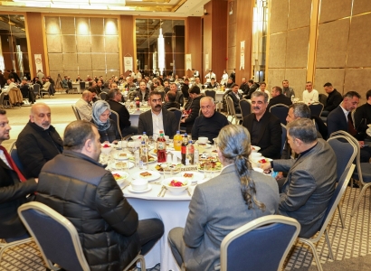 Hemşaredar Hatun, Temsîlkaranê Sektorê Tekstîlî Reyde Fitarî de Ame Têhet