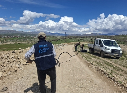 Silvan’da yeni yerleşim alanları için içme suyu hattı kuruluyor
