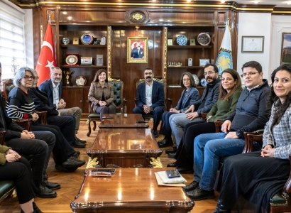 Hevserokên Giştî yên ÎHD’ê serdana Şaredariya Bajarê Mezin kir