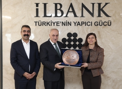 Hevşaredar bi Midûrê Giştî yê Îlbankê re li ser Projeya Pergala Rêhesinî ya Sivik axivîn