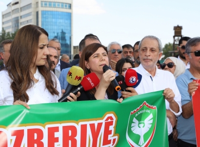 Eşbaşkan Bucak: Evimize, dilimize, takımımıza sahip çıkıyoruz
