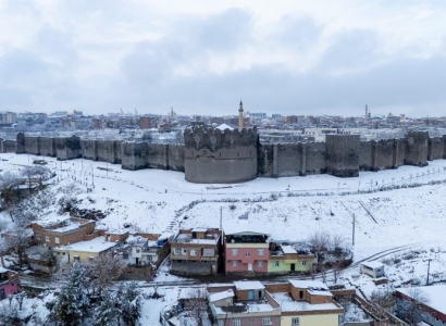 Bergeha spî û dîrok gihîştin hev: Dîmenên bêhempa ketin ber lensan