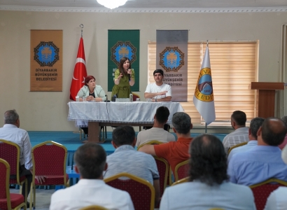 Silvan'da muhtar buluşması: Toplumsal barışı hizmetlerde de inşa edeceğiz
