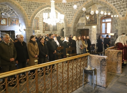 Co-Mayor Bucak Attends Christmas Mass