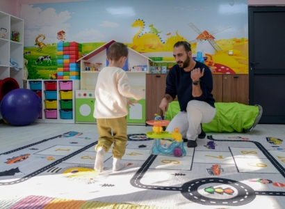 Ji bo zarokên astengdar xizmeta terapiya lîstikê