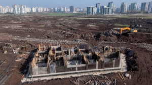 211 bin metrekarelik Mezopotamya Kent Parkı y&uuml;kseliyor