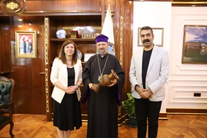 Patrîkê Ermeniyên Tirkiyeyê Sahak, serdana Şaredariya Bajarê Mezin a Amedê kir