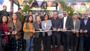 Hevşaredar Hatun beşdar&icirc; vekirina Navenda Jiyana B&ecirc; Gluten b&ucirc;