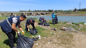 Dicle Nehri çevresi atıklardan temizlendi