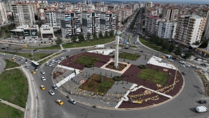 8 bin metrekarelik D&uuml;nya Kavşağı &ccedil;evreci peyzajla yenilendi