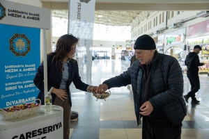 Ji Şaredariya Mezin di cejn&ecirc; de diyar&icirc; bo welatiyan