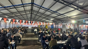 Eş Başkanlar halkla birlikte iftar açtı