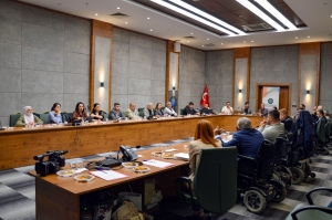 Kombîyayîşê xizmetî komelanê astengdaran reyde virazîya