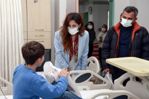 Gedeyan&ecirc; N&ecirc;weş&icirc;ya Kanser&icirc; r&ecirc; Z&icirc;yaret&ecirc; Moral&icirc;