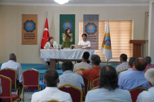 Silvan&#039;da muhtar buluşması: Toplumsal barışı hizmetlerde de inşa edeceğiz